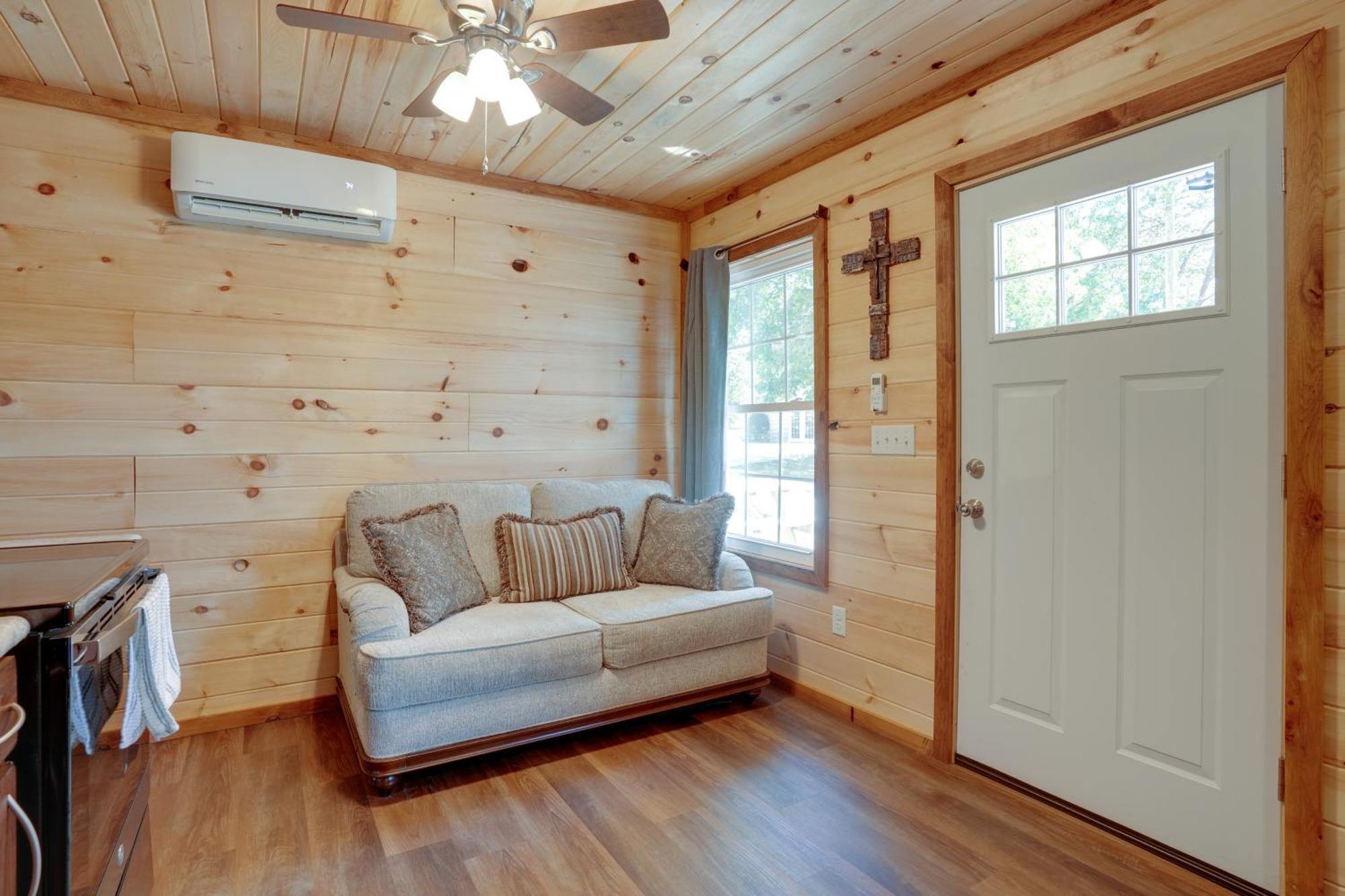 Lakeside Trenton Cabin On 7-Acre Property! Dış mekan fotoğraf