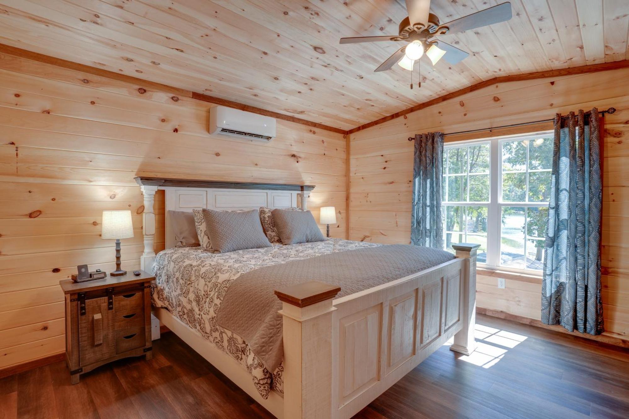Lakeside Trenton Cabin On 7-Acre Property! Dış mekan fotoğraf